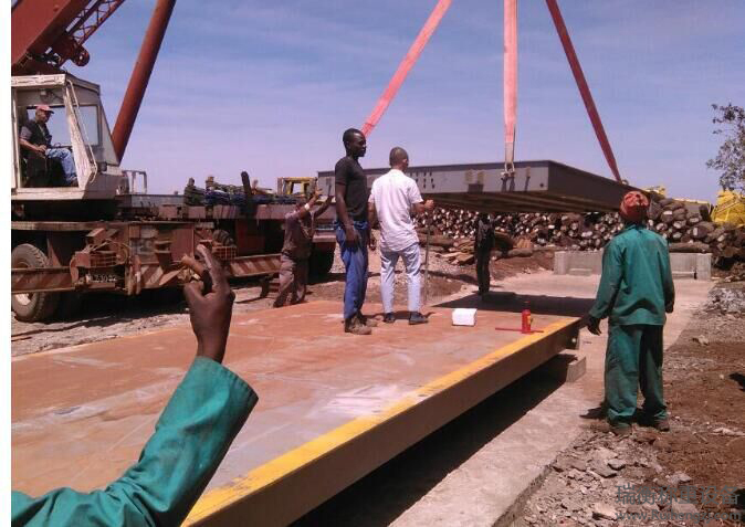 宁波地磅-典型悬臂式承载器